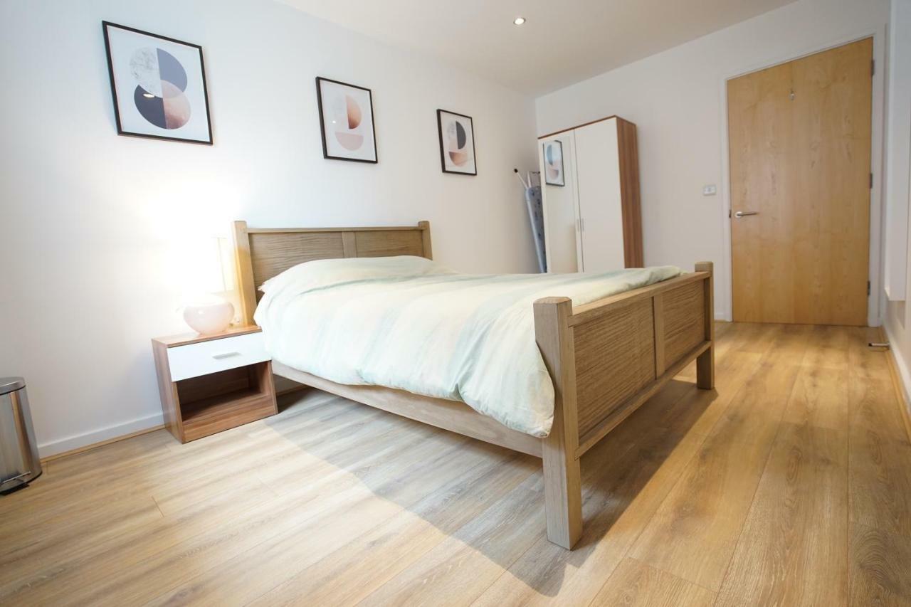 Perfectly Located Stunning Apartment Лондон Экстерьер фото
