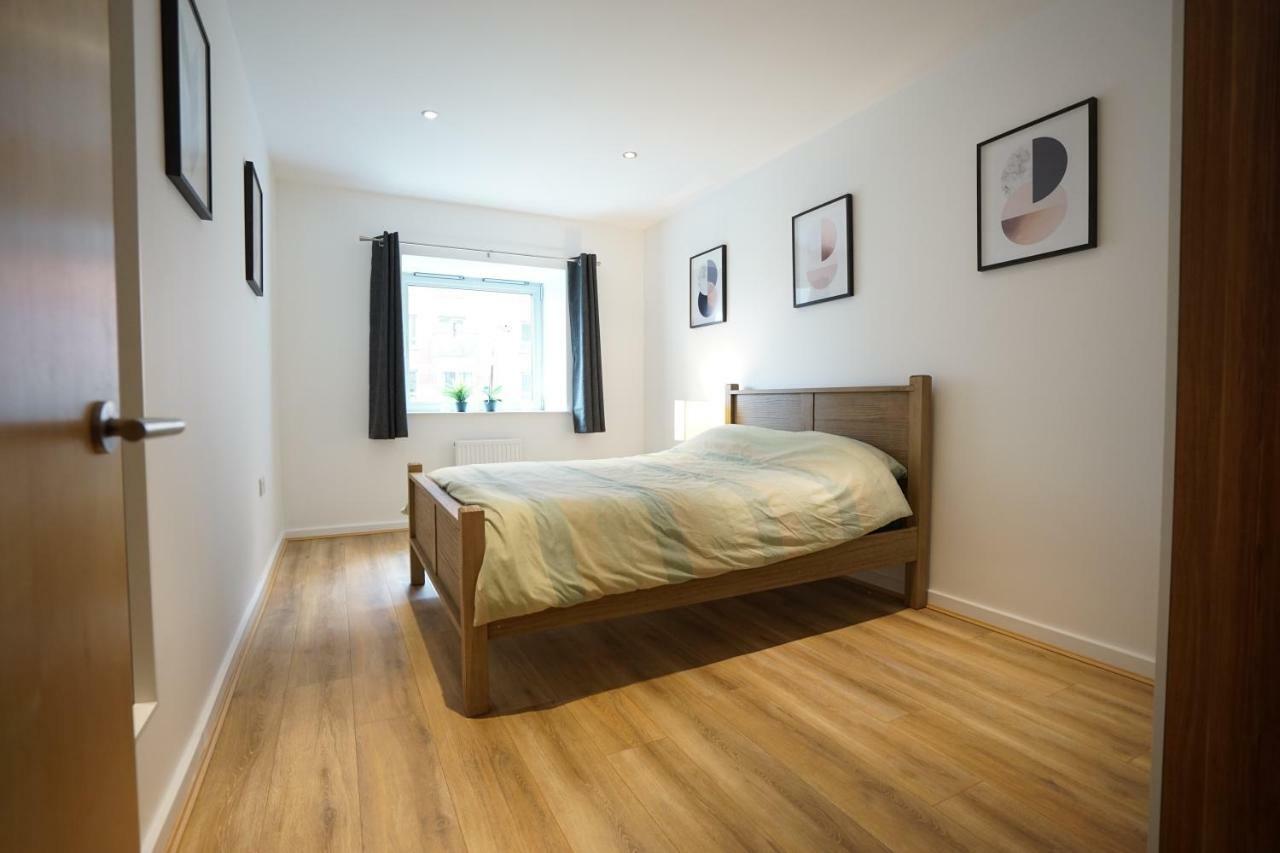 Perfectly Located Stunning Apartment Лондон Экстерьер фото